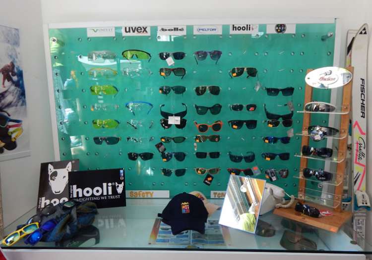 Occhiali da Sole sportivi e vintage.