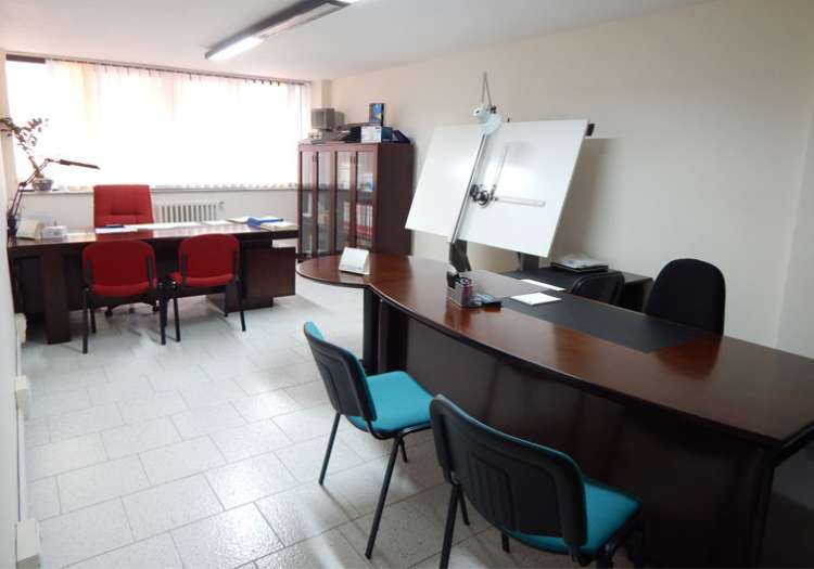 Professionalità, esperienza, competenza ed entusiasmo sempre al vostro servizio.